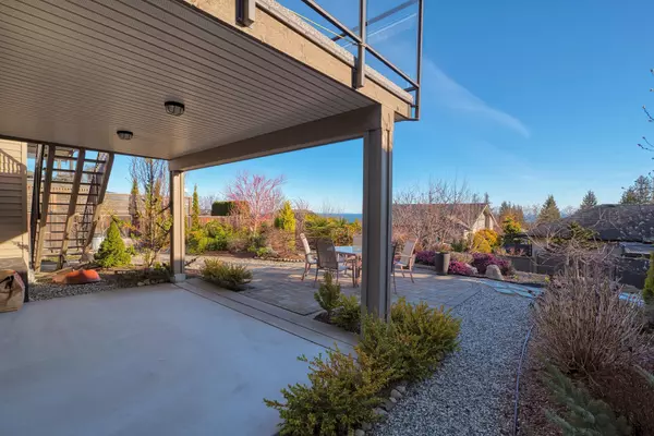 Sechelt, BC V7Z 0N7,6263 Apollo RD