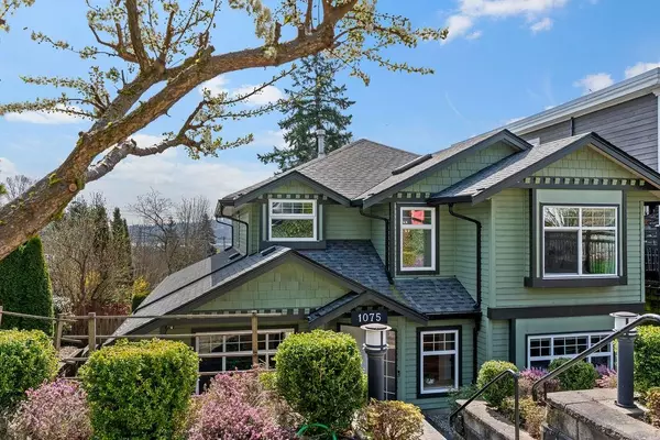 1075 Adderley ST, North Vancouver, BC V7L 1T4