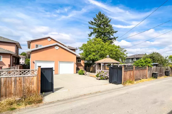 Burnaby, BC V5G 1Y1,3968 Spruce ST
