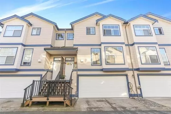 9118 149 ST #703, Surrey, BC V3R 3Z6