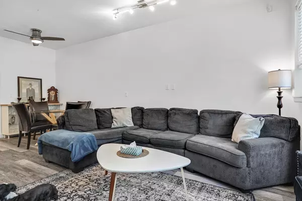 Surrey, BC V4N 0B4,7088 191 ST #71