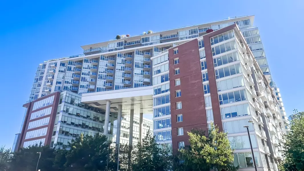 1618 Quebec ST #701, Vancouver, BC V6A 0C5