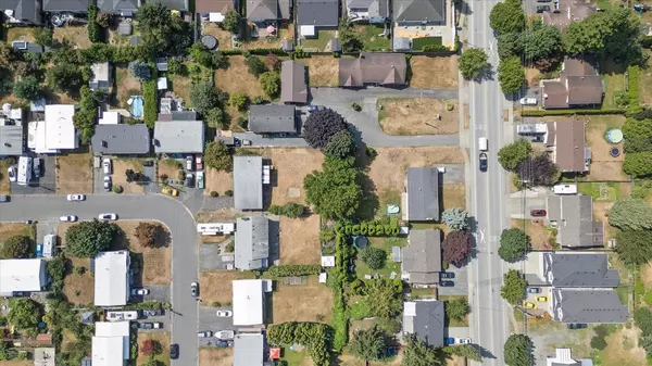 45267 Stirling AVE Chilliwack, BC V2R 2M7