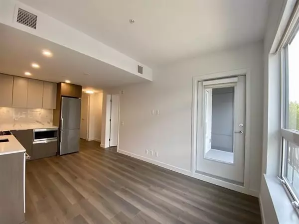 645 Como Lake AVE #416, Coquitlam, BC V3J 0N9