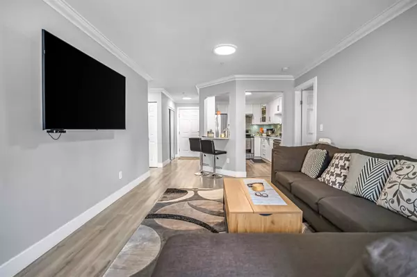 Surrey, BC V3W 3P3,8068 120a ST ##205