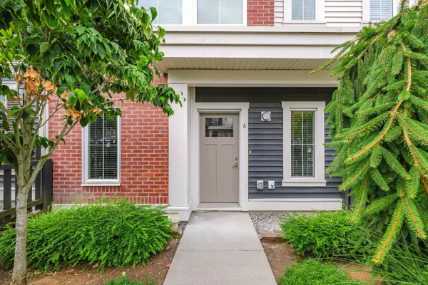 Langley, BC V2Y 4K6,8371 202b ST #6