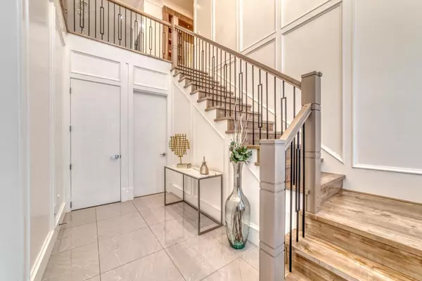 Richmond, BC V6Y 2S7,7102 Bridge ST