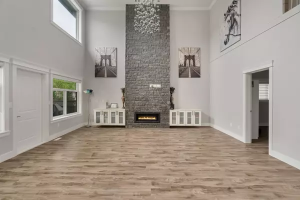 27687 Railcar CRES Abbotsford, BC V4X 0B8