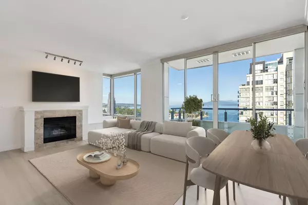 1500 Hornby ST #2204, Vancouver, BC V6Z 2R1