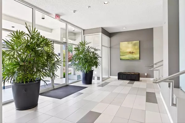 New Westminster, BC V3M 3X7,121 Tenth ST #1106