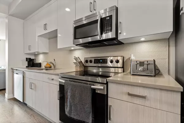 Chilliwack, BC V2P 0G7,8413 Midtown WAY #16