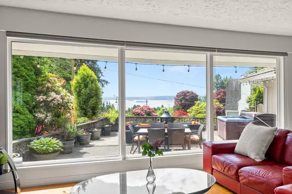 West Vancouver, BC V7W 1G9,4780 Estevan PL