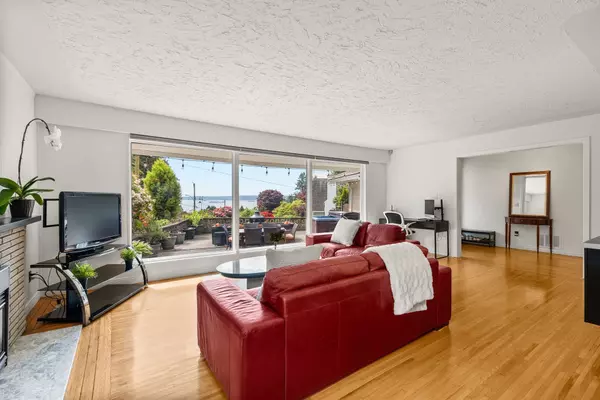 West Vancouver, BC V7W 1G9,4780 Estevan PL