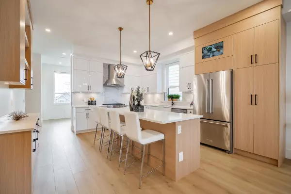 16681 16 AVE, Surrey, BC V3S 9X7