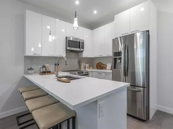 33886 Pine ST #103, Abbotsford, BC V2S 0N9