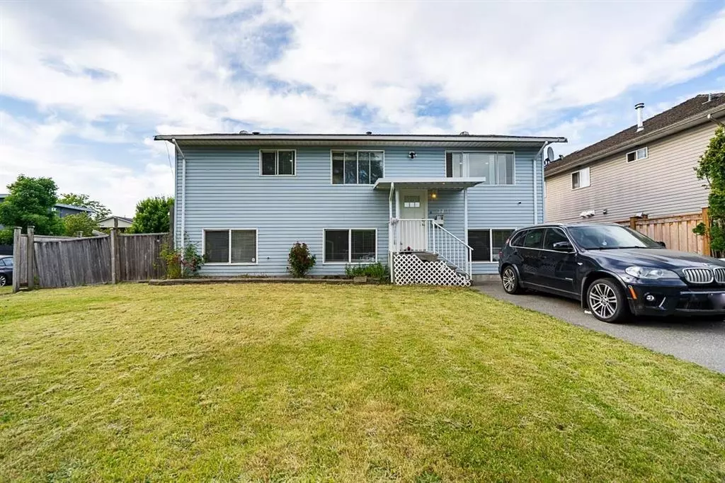 Surrey, BC V3W 6B7,13421 87a AVE