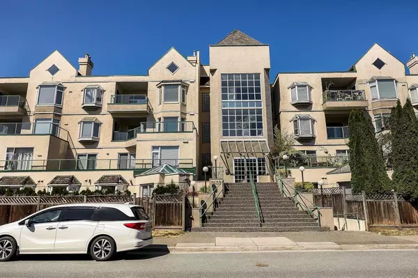7633 St. Albans RD #7, Richmond, BC V6Y 3W7