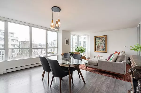 Vancouver, BC V6Z 2W4,1228 Marinaside CRES #302