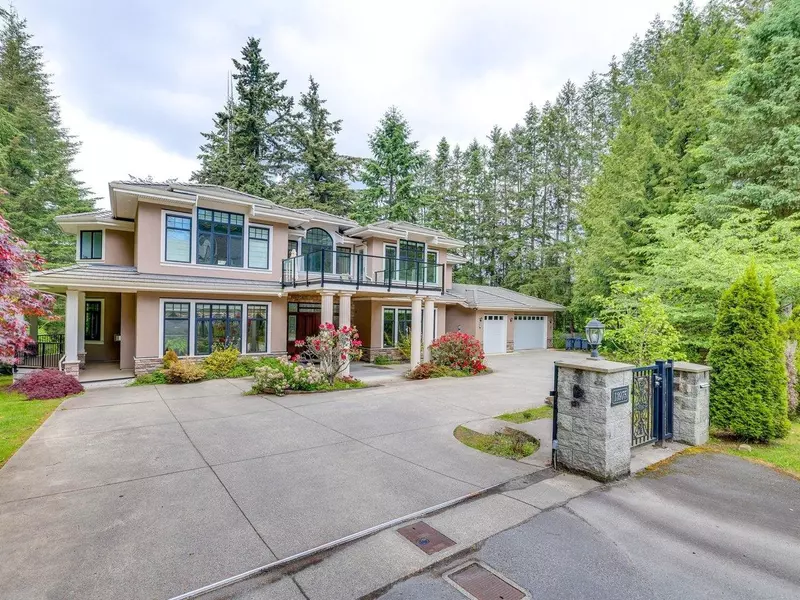 13975 28 AVE, Surrey, BC V4P 1T5
