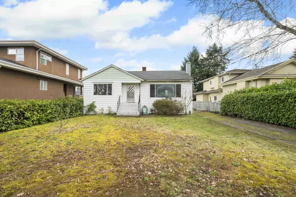 1371 Duthie AVE, Burnaby, BC V5A 2R5