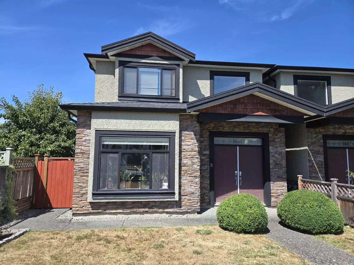 Burnaby, BC V5B 1X2,6685 Union ST