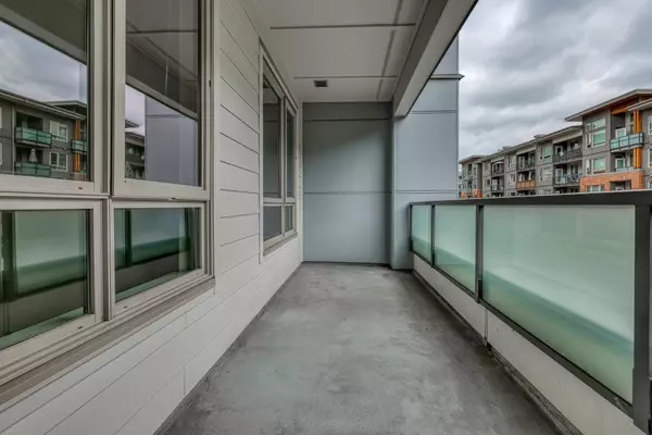 North Vancouver, BC V7J 0C1,2651 Library LN #205