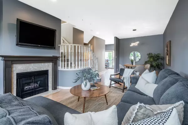 White Rock, BC V4B 2R5,15411 Russell AVE