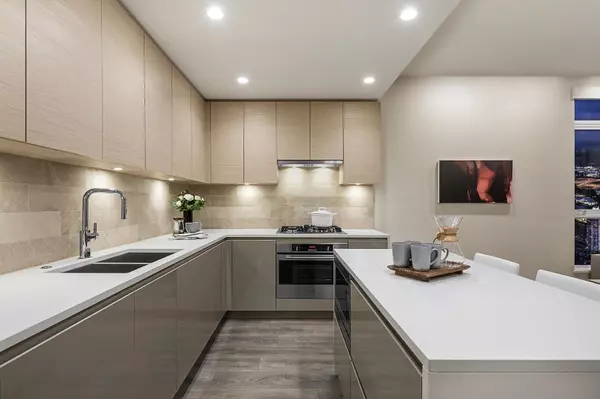 Burnaby, BC V0V 0V0,2186 Gilmore AVE #3404