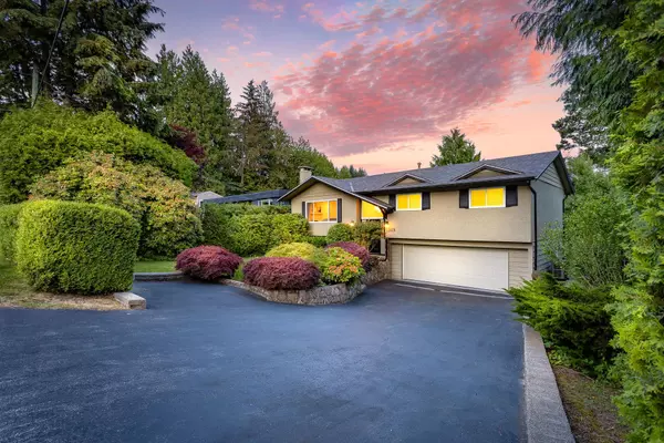 1549 Lynn Valley RD, North Vancouver, BC V7J 2B1