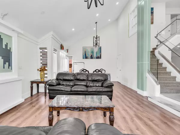 Surrey, BC V3S 7T1,5775 184a ST