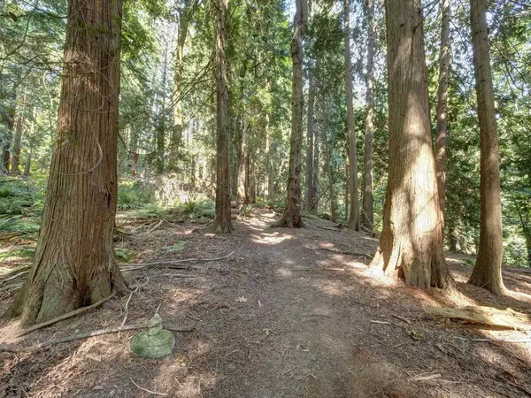 Lot 5 Gower Point RD Gibsons, BC V0N 1V5