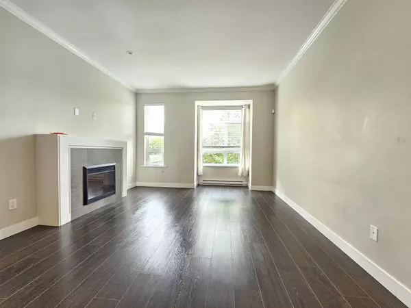 5888 144 ST #122 Surrey, BC V3S 2G1