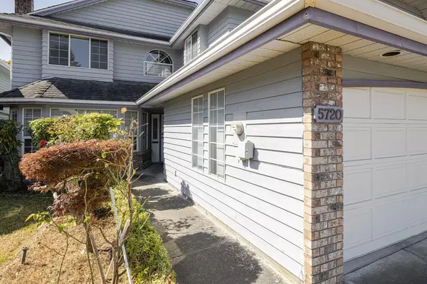 Richmond, BC V7C 5H5,5720 Bouchard Gate