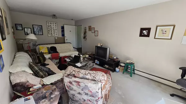 Richmond, BC V7A 2E4,8091 Ryan RD #335