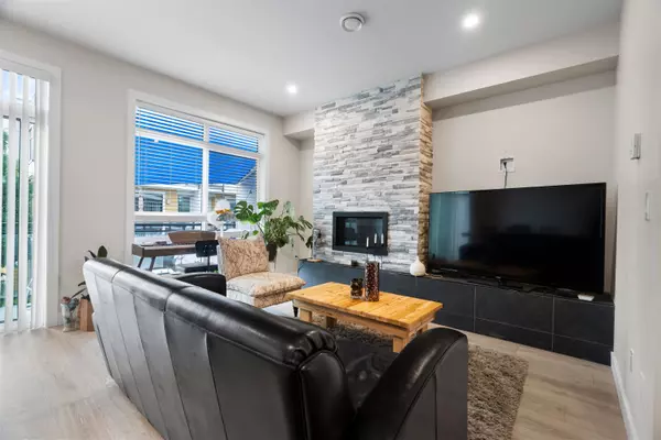 Chilliwack, BC V2R 6B3,46150 Thomas RD #124