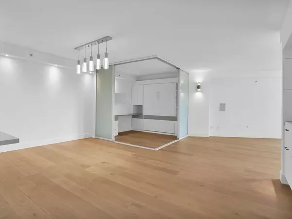 Vancouver, BC V6B 6A7,1318 Homer ST #802