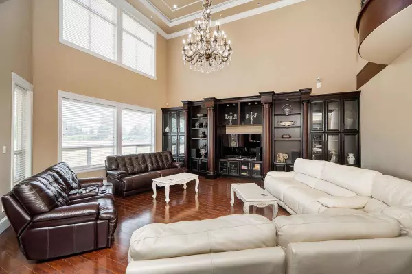 Surrey, BC V3Z 1G8,4490 152 ST