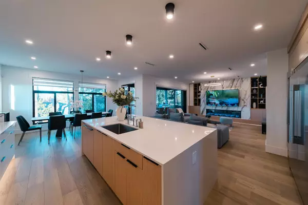 Delta, BC V4L 1Z2,282 56 ST