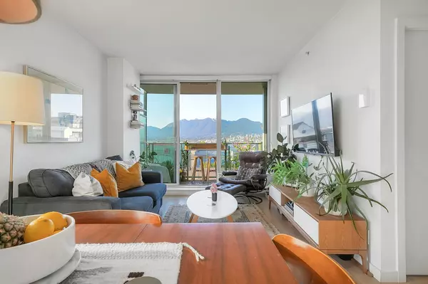 Vancouver, BC V6A 0G6,933 E Hastings ST #302