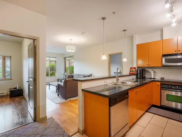 Port Moody, BC V3H 5M9,100 Capilano RD #105