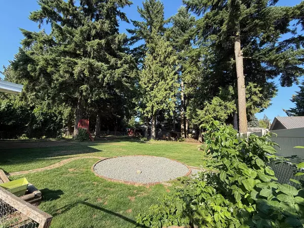 Abbotsford, BC V2S 4E4,2878 Woodland ST