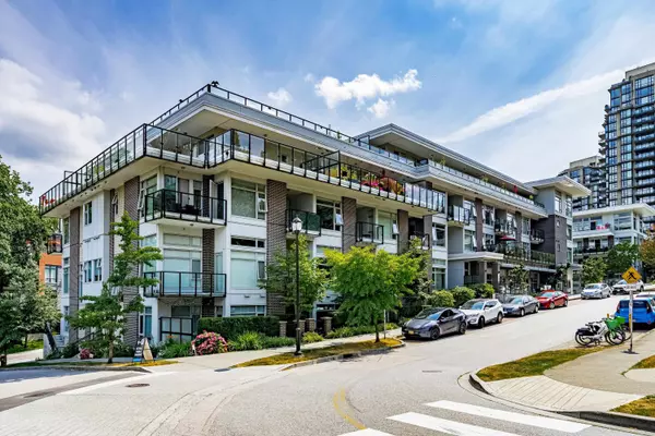 New Westminster, BC V3L 0B7,28 E Royal AVE #102