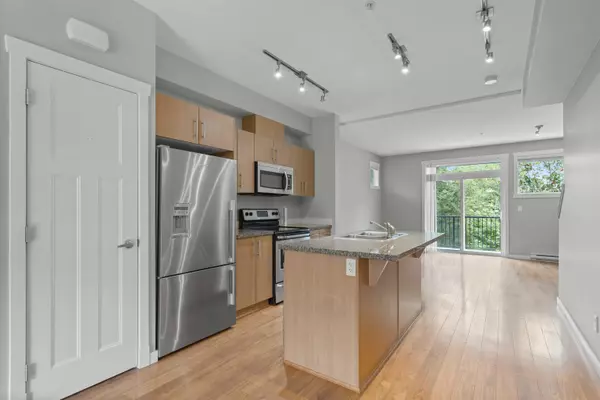 Maple Ridge, BC V4R 0C7,13819 232 ST #131