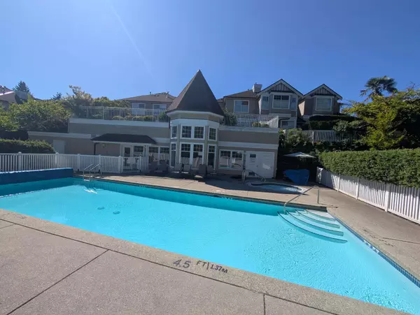 Burnaby, BC V5H 4R5,5950 Oakdale RD #62