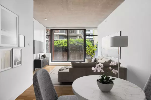 128 W Cordova ST #705, Vancouver, BC V6B 0E6