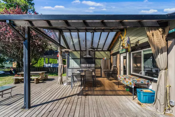 35218 Sward RD Mission, BC V2V 4J1