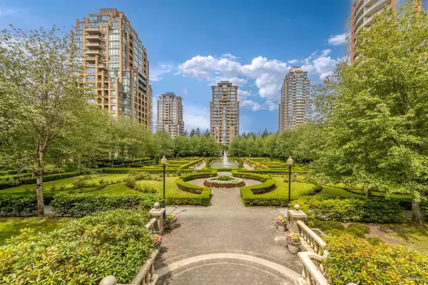 7388 Sandborne AVE #407, Burnaby, BC V3N 5C4