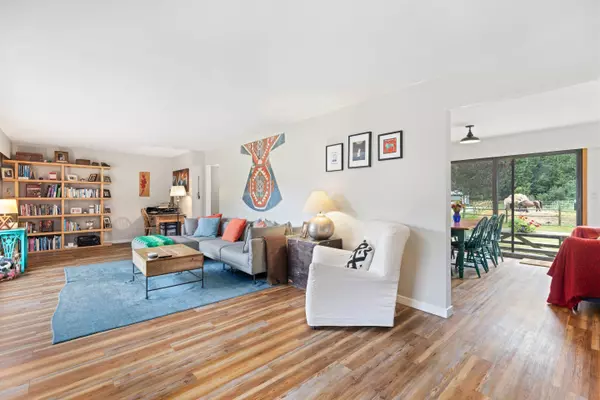 Pemberton, BC V0N 2L2,8988B Pemberton Meadows RD