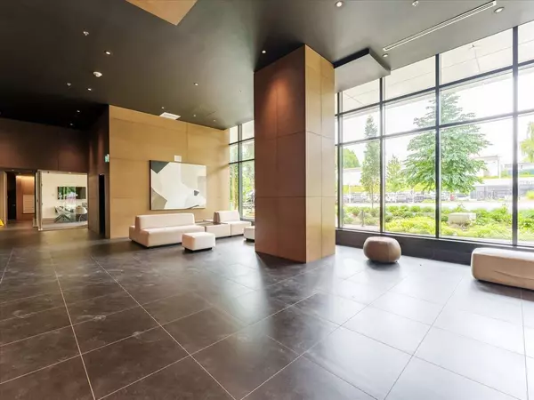 Burnaby, BC V5C 0N4,2181 Madison AVE #502