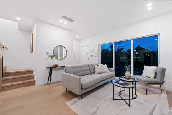 Vancouver, BC V5N 2N5,1632 E 21st AVE #2